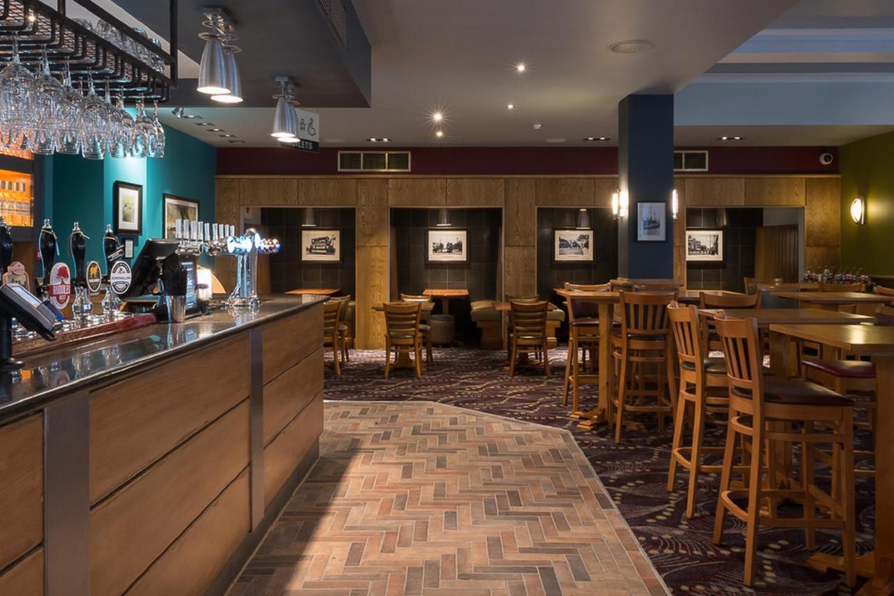 Admiral Of The Humber Wetherspoon Kingston upon Hull ภายนอก รูปภาพ